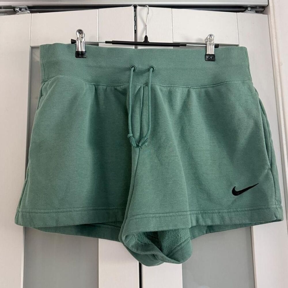 Nike Women's Teal Fleece Lounge Shorts Size Large